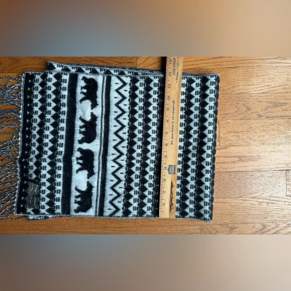 D&Y Black and White Geometric Scarf with bears